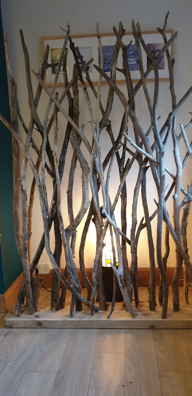 2 metre driftwood screen