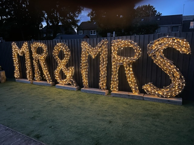 extra large mr and mrs letters